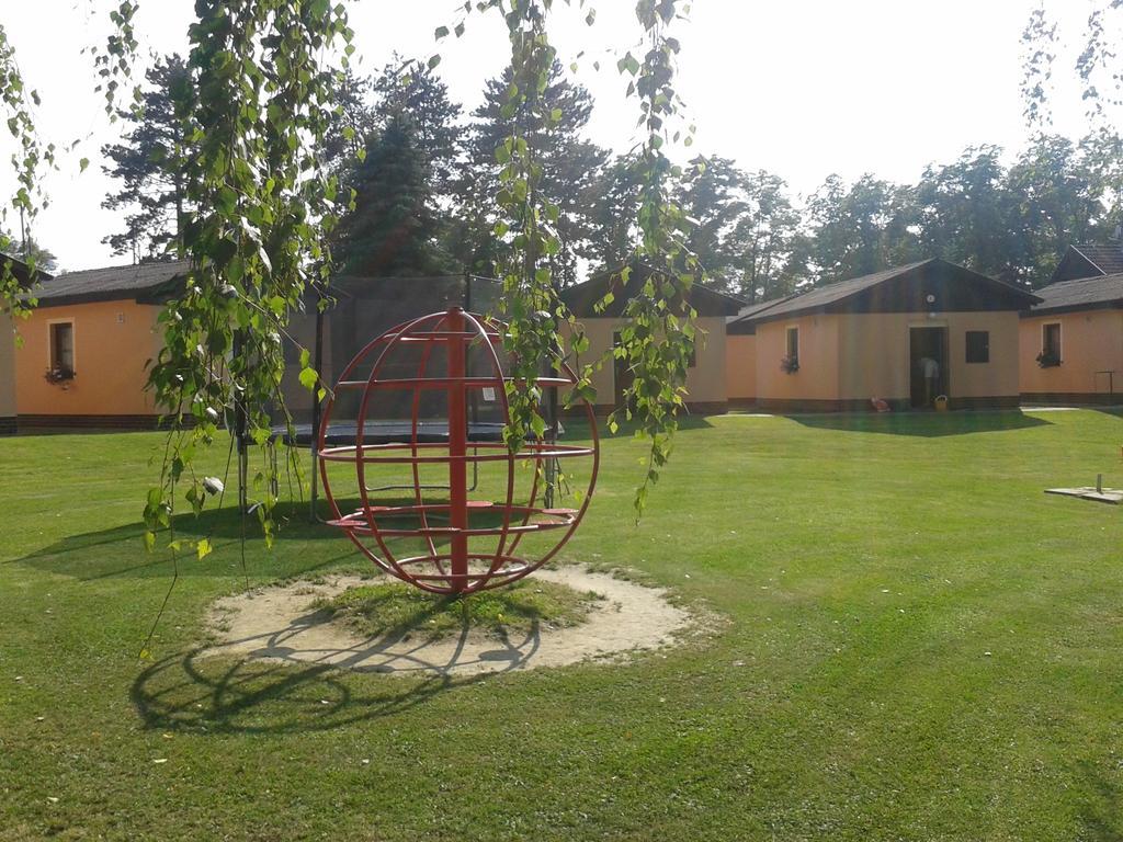 德沃夏克体育中心酒店 Hluboká nad Vltavou 外观 照片
